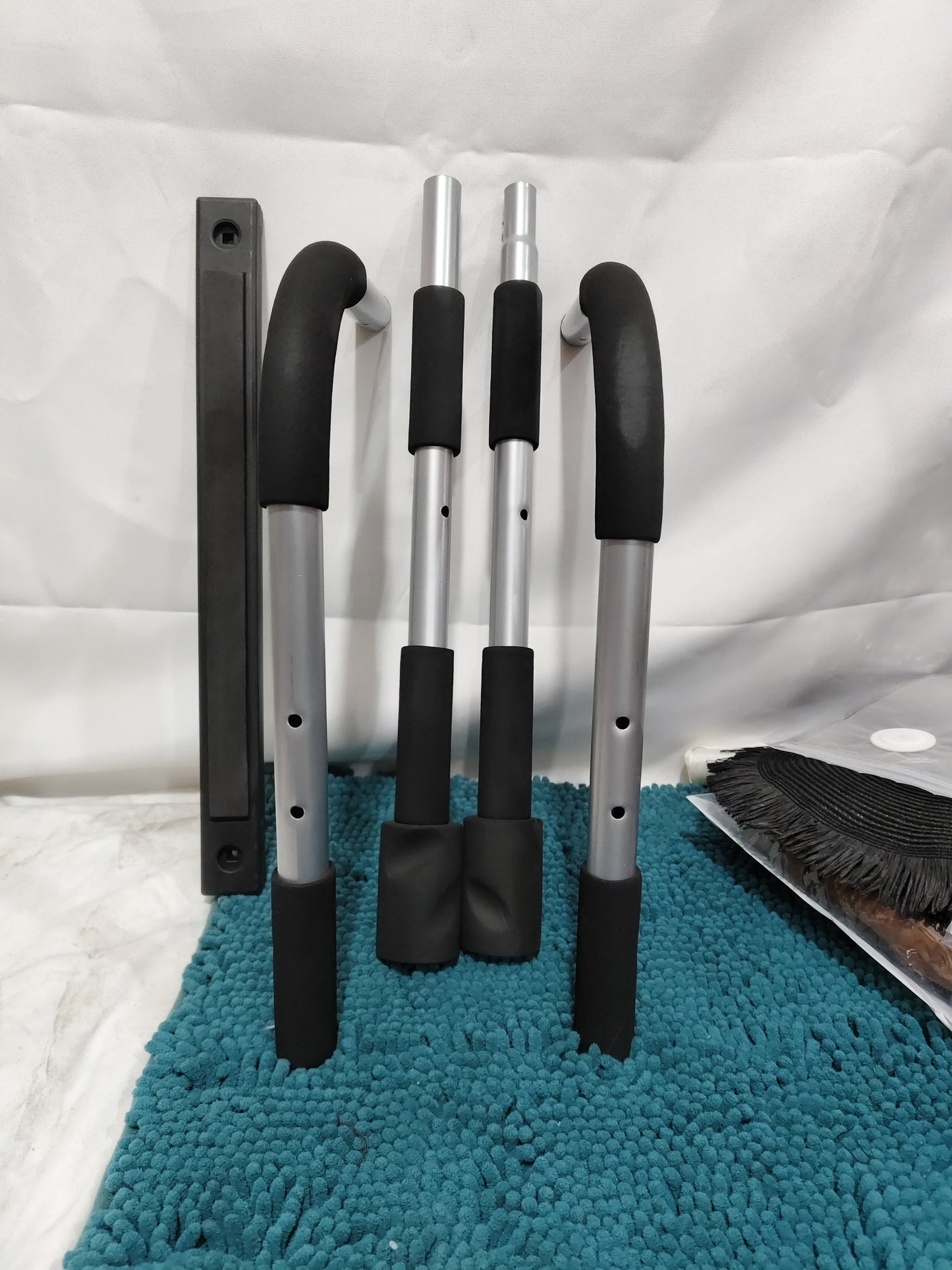 Doorway Pull Up Bar – No Damage Home Chin Up Bar for Door Frame